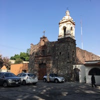 Photo taken at Parroquia De San Simón Ticumac by Mario F. on 1/8/2017