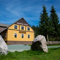 รูปภาพถ่ายที่ Stara Pošta - Hostel and Camp Jezersko โดย Stara Pošta - Hostel and Camp Jezersko เมื่อ 3/3/2017