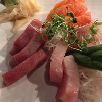 Foto tomada en Mikaku Restaurant  por Ms H. el 11/1/2018
