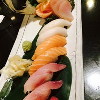 Снимок сделан в Red Koi Thai &amp;amp; Sushi Lounge пользователем Ms H. 8/15/2015