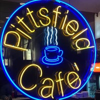 Photo prise au Pittsfield Cafe par Guy J. le7/14/2019