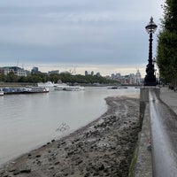 Photo taken at River Thames by Mars E. on 8/31/2023