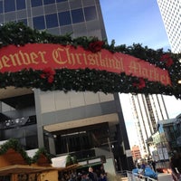 รูปภาพถ่ายที่ Denver Christkindl Market โดย Jimmy L. เมื่อ 11/25/2012