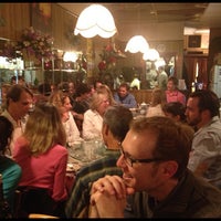 Photo taken at Shangri-La Vegetarian Restaurant by Harry H. on 11/4/2012
