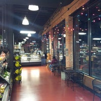 12/5/2012 tarihinde John P.ziyaretçi tarafından Ye Olde Butcher Shoppe'de çekilen fotoğraf