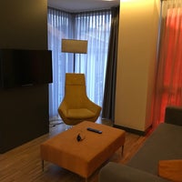 Das Foto wurde bei Business Life Hotel von İlker Ş. am 5/26/2017 aufgenommen