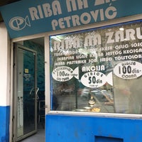 Photo taken at Riba na žaru by Aleksandar on 10/27/2018