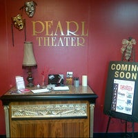 รูปภาพถ่ายที่ Pearl Theater โดย Jacqueline W. เมื่อ 1/30/2015