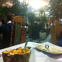 Photo taken at Gran Yin Du (Restaurante) by Ares on 12/21/2012