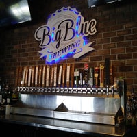 Foto scattata a Big Blue Brewing Company da Stephen S. il 2/20/2020