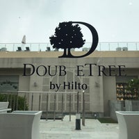 รูปภาพถ่ายที่ DoubleTree by Hilton Hotel Agra โดย Marie K. เมื่อ 9/17/2019