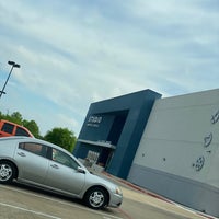 Photo taken at Studio Movie Grill Plano by Roman H. on 4/17/2021