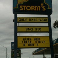 รูปภาพถ่ายที่ Storm&amp;#39;s Drive-in Burnet โดย Deb T. เมื่อ 11/23/2012