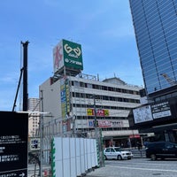 Photo taken at フタバ図書 GIGA広島駅前店 by 俺一塁手 on 8/3/2021