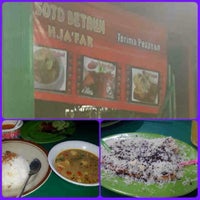 Photo taken at Soto Betawi H. Ja&amp;#39;far by Dicky A. on 10/31/2015