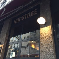Photo taken at Hopstore by André V. on 10/28/2017