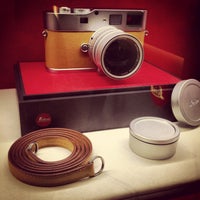 6/9/2013에 WALTER G.님이 Leica Store에서 찍은 사진