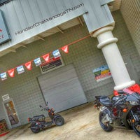 Das Foto wurde bei Honda of Chattanooga von Kevin W. am 6/12/2014 aufgenommen