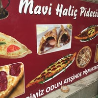 Photo taken at Mavi Haliç Pide Salonu &amp;amp; Kahvaltı by Zekiye T. on 2/7/2018