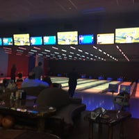 10/23/2016 tarihinde Terry H.ziyaretçi tarafından Knuckleheads Trampoline Park • Rides • Bowling'de çekilen fotoğraf