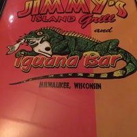 Foto scattata a Jimmy&amp;#39;s Island Grill &amp;amp; Iguana Bar da Terry H. il 6/29/2016