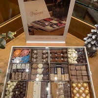 Photo taken at Chocolates Prawer by Cassio S. on 12/24/2022