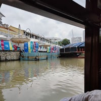Photo taken at Singapore River Cruise by Nick L. on 2/10/2023