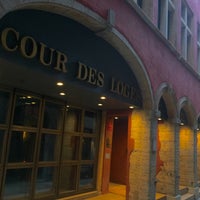 Photo taken at Hôtel Cour des Loges by Steffen H. on 10/12/2017