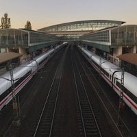 Photo taken at Bahnhof Hannover-Messe / Laatzen by Steffen H. on 10/14/2018