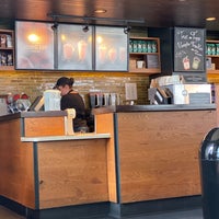 Photo taken at Starbucks by Kenny on 10/29/2019