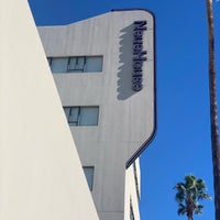 Photo taken at NeueHouse Hollywood by Jennifer 8. L. on 11/15/2021