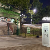 Das Foto wurde bei Parque de Béisbol Centenario del 27 de Febrero von Elliot S. am 5/21/2024 aufgenommen