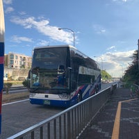 Photo taken at 東名江田バス停 by しゃべるん on 9/16/2022