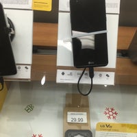 Photo taken at Sprint Store by Angela W. on 12/1/2016