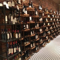 Photo taken at Acme Wines &amp;amp; Spirits by Anna S. on 10/24/2016