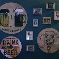 Foto tirada no(a) Mastodonte Gastropub por Lupita L. em 9/4/2016