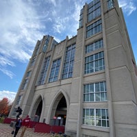 Photo taken at Indiana University Bloomington by Jason H. on 11/21/2021