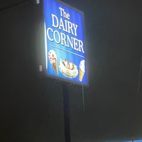 Foto scattata a The DAIRY CORNER da Cameron S. il 8/22/2021