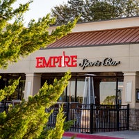 5/8/2018 tarihinde Empire Sports Barziyaretçi tarafından Empire Sports Bar'de çekilen fotoğraf