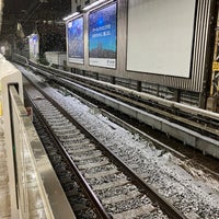 Photo taken at Platforms 1-2 by おぬさか さ. on 2/5/2024