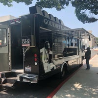 Photo taken at Hungry Nomad Truck by dutchboy on 8/10/2018