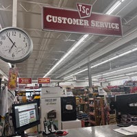 Photo taken at Tractor Supply Co. by Carlos A. G. on 7/17/2022