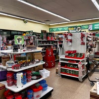 Photo taken at Dollar Tree by Carlos A. G. on 11/16/2022