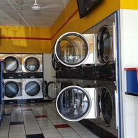 Photo taken at Lucy’s Laundromat by Carlos A. G. on 8/18/2019