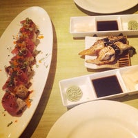รูปภาพถ่ายที่ The Boat Sushi and Thai Restaurant โดย Shannon D. เมื่อ 8/26/2014