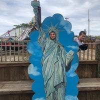 Photo taken at Keansburg Amusement Park and Runaway Rapids by Michael L. on 8/27/2019