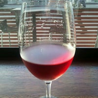 Снимок сделан в Pourtal Wine Tasting Bar пользователем Satoshi O. 2/26/2012