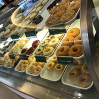 Photo taken at Krispy Kreme by ♡ EYELINER ♡ on 10/16/2017