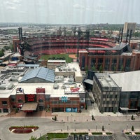 Photo taken at Hilton St. Louis at the Ballpark by Shawn P. on 6/17/2022