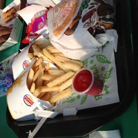 Photo taken at Burger King by Orlando on 5/5/2013